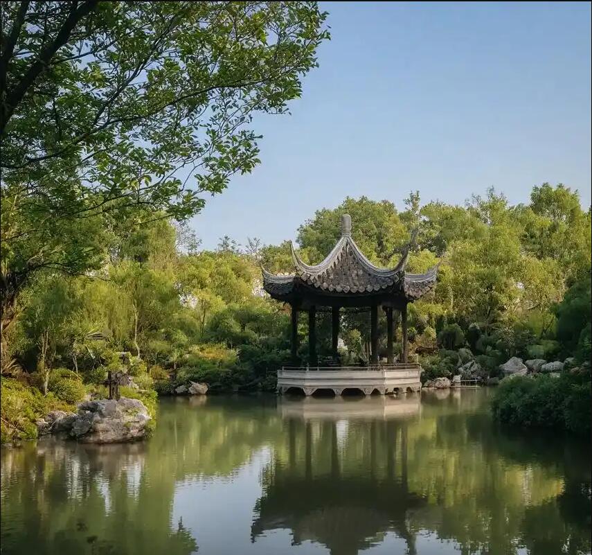 广汉冰旋餐饮有限公司